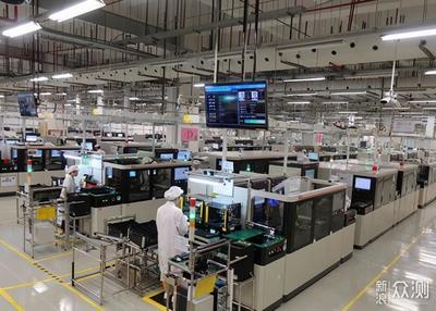 国产手机代工格局 华为自产比重18%与小米74%外包的产业路径解析